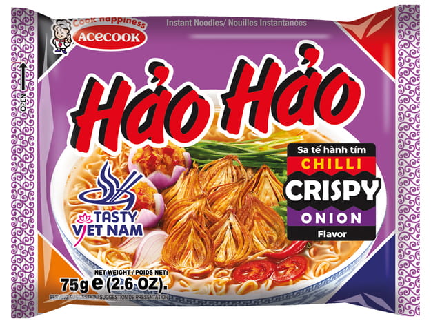 Makaron błyskawiczny z chili i chrupiącą cebulą